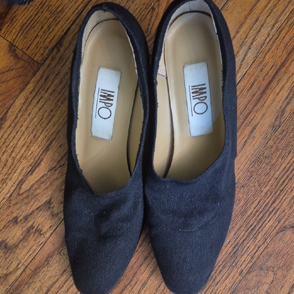 Impo Black Flats & Loafers Classic Design